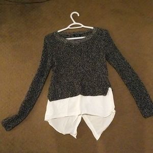 RW & Co womens sweater